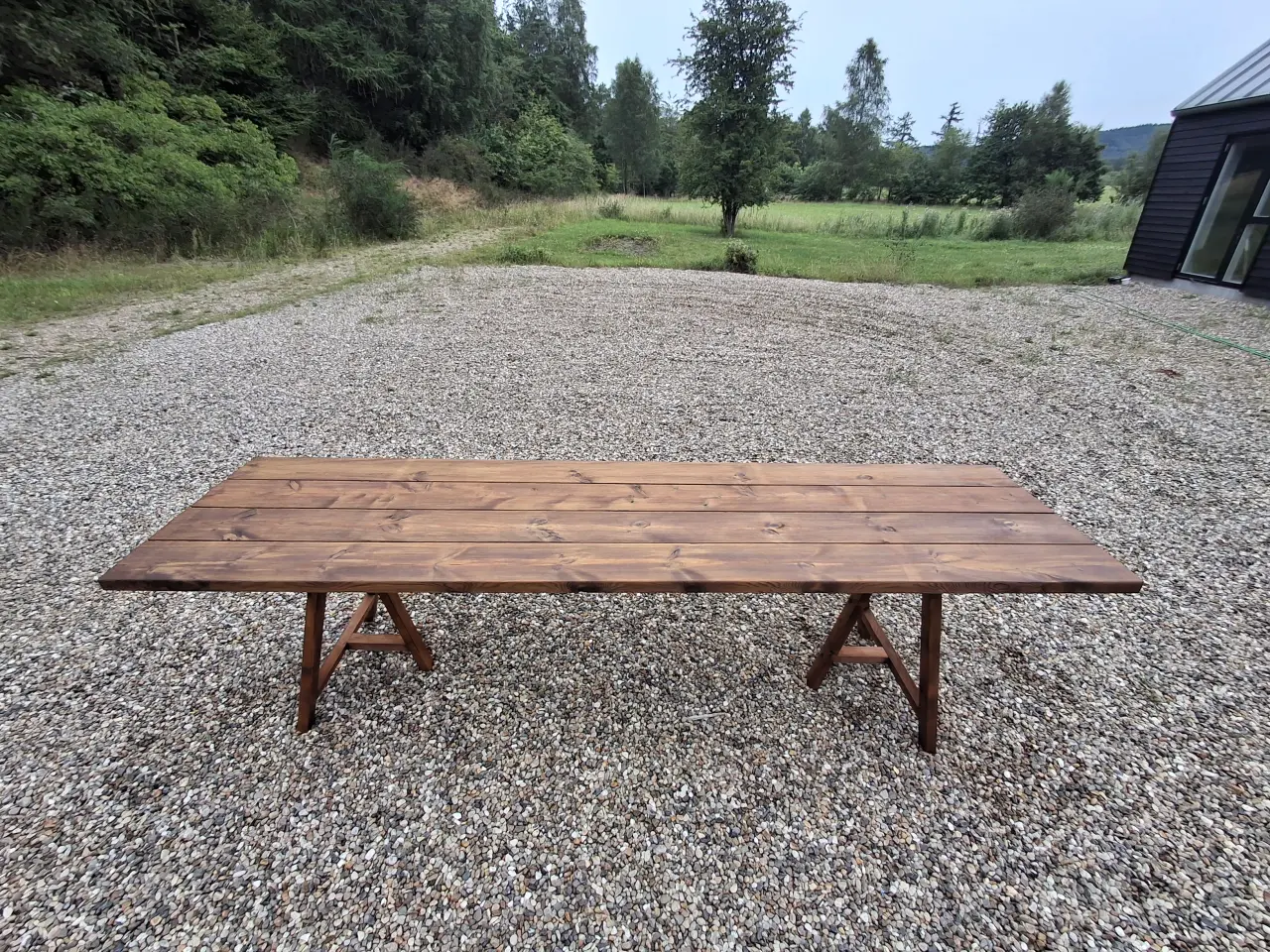 Billede 1 - Havebord, plankebord til udendørs brug.