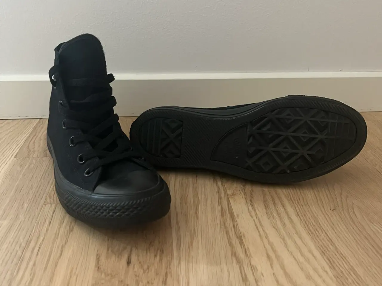 Billede 3 - Converse All Star Chuck Taylor, str. 39 - som nye