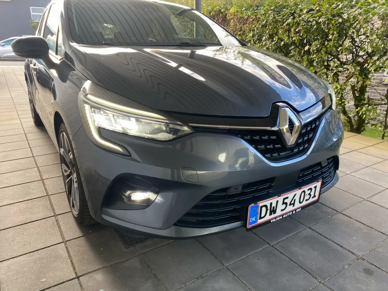 Billede 4 - Velholdt Renault Clio