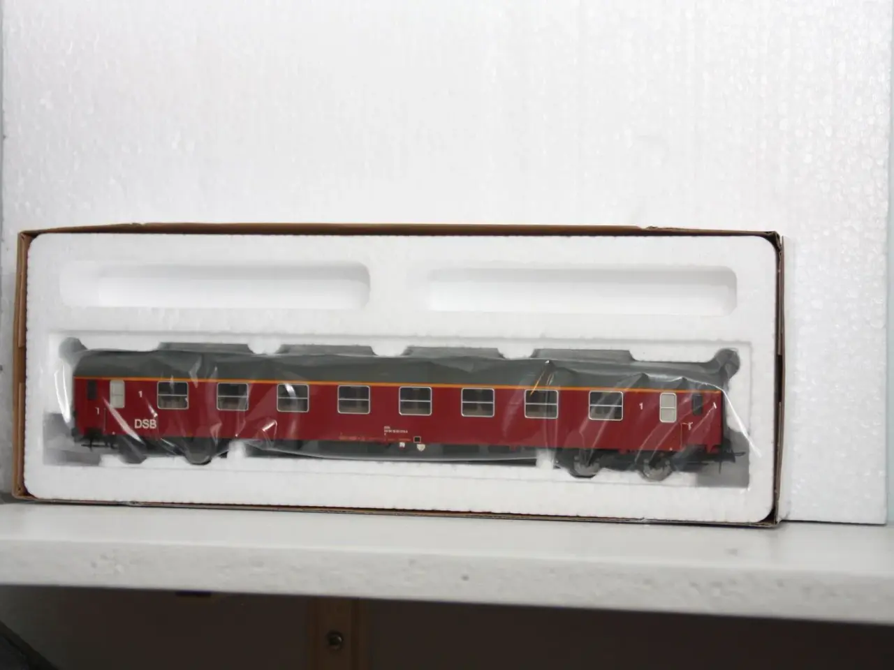 Billede 1 - HELJAN  H0  6019  DSB  Personvogn