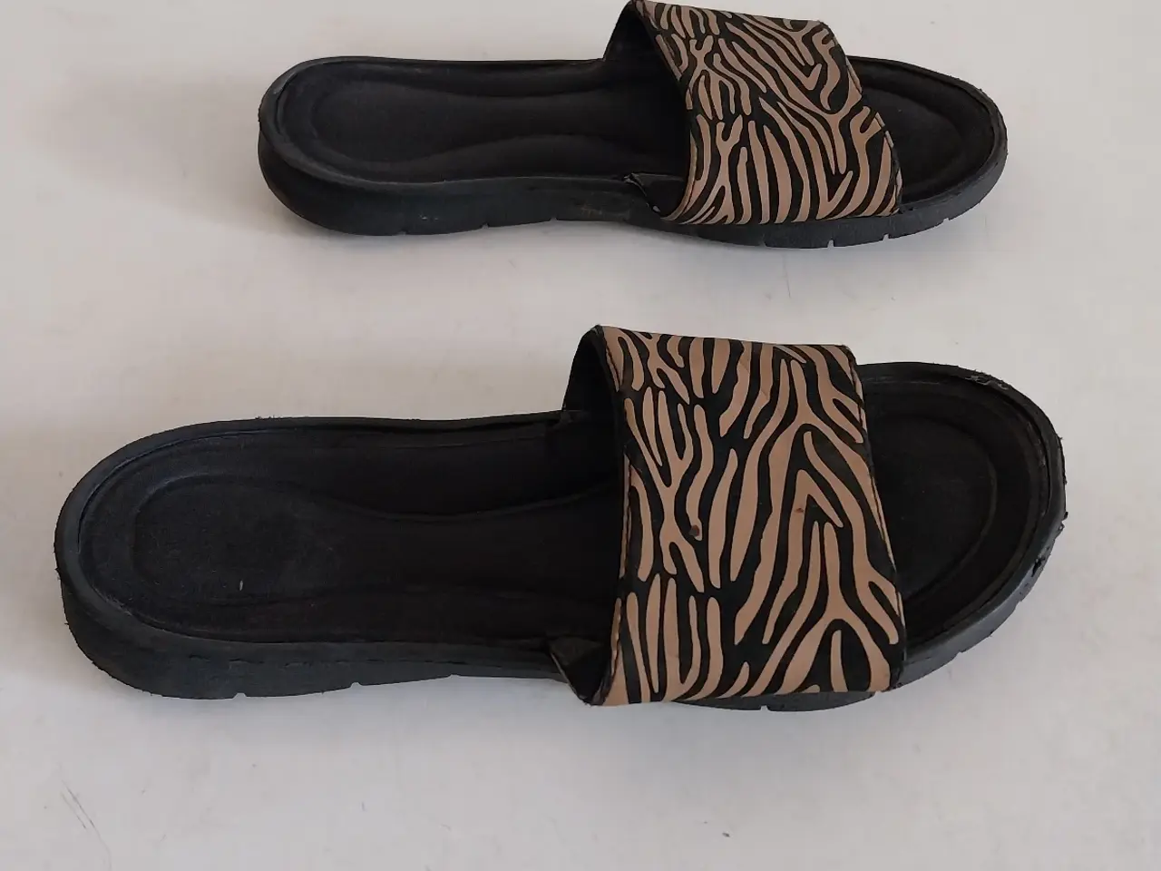 Billede 1 - Sandaler str. 38