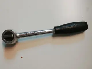 vbw skraldenøgle 3/8 19,5 cm lang.