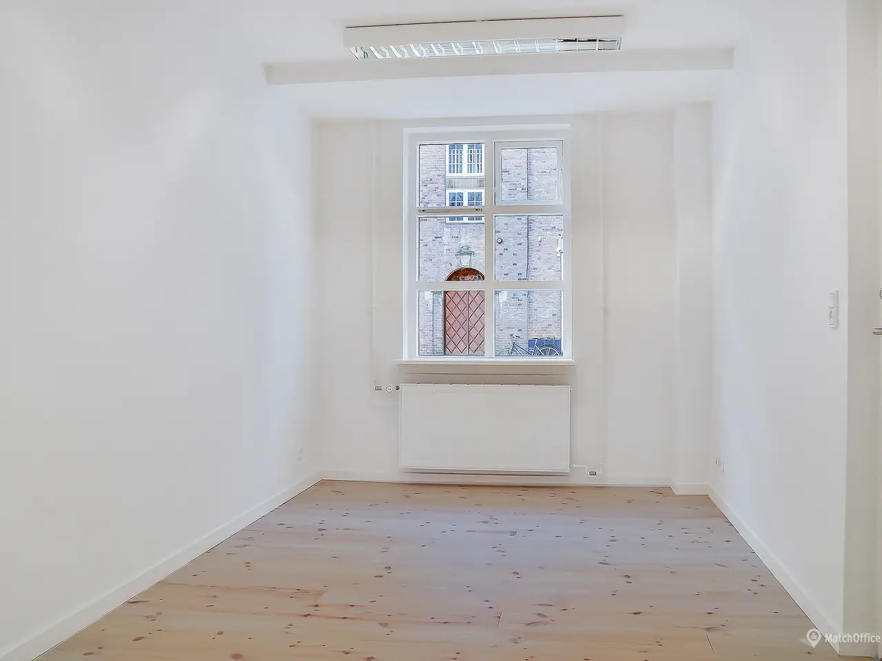 Billede 3 - 34 kvm. charmerende kontor. klinik. butik etc. - Odense C