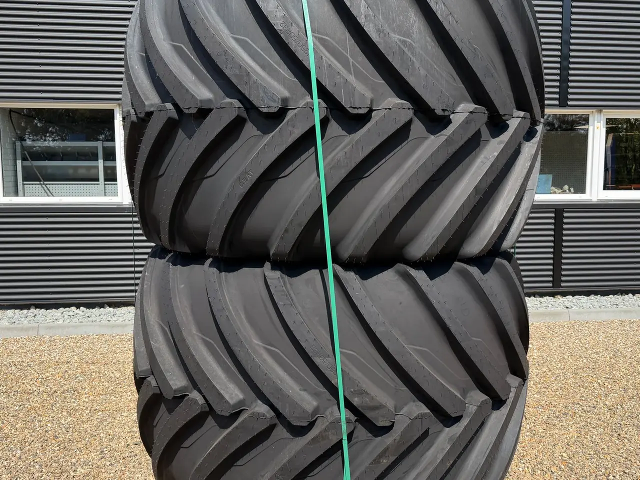 Billede 1 - Ceat 1250/50R32