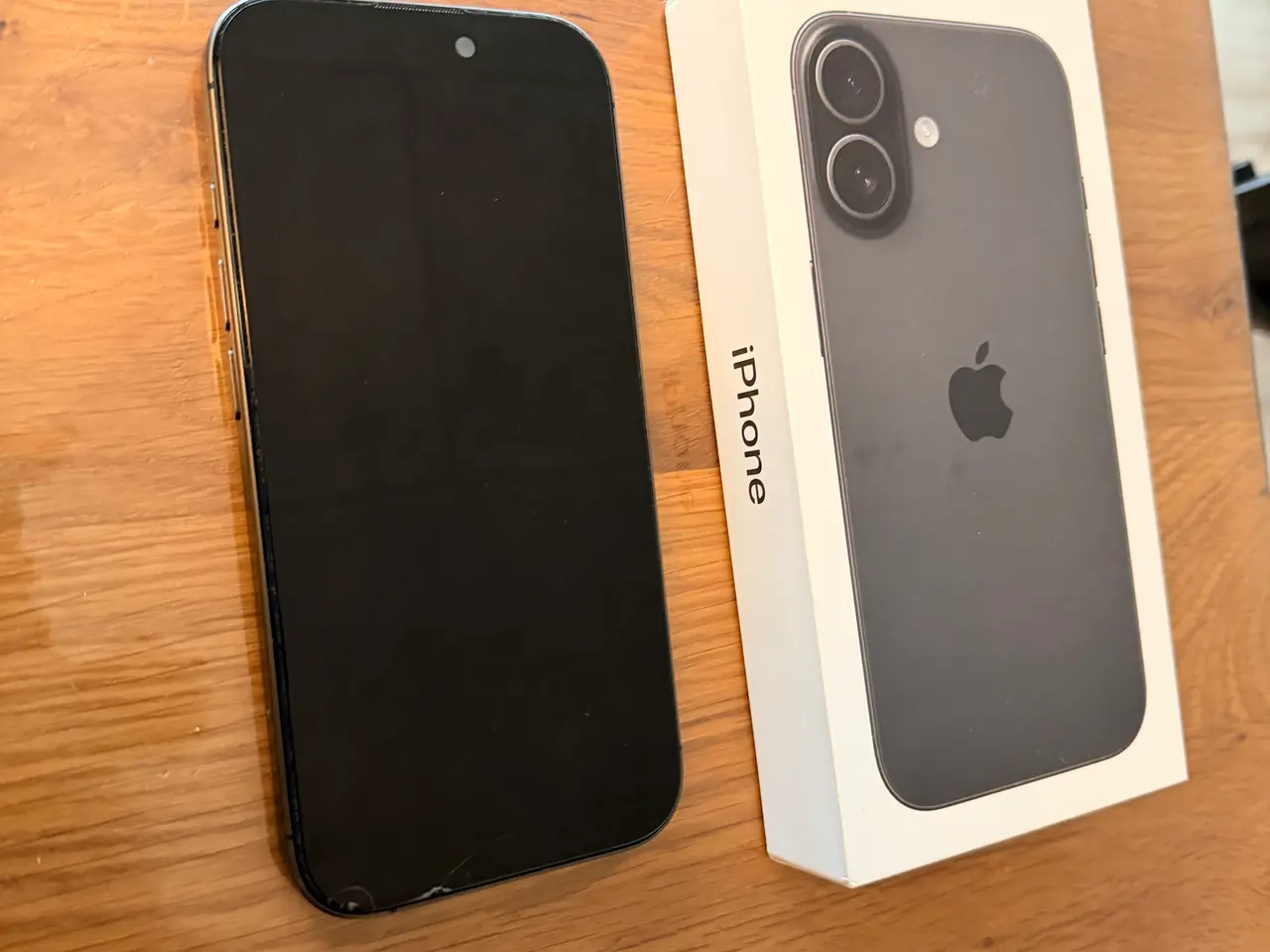 Billede 1 - iPhone 17 sort - 256GB