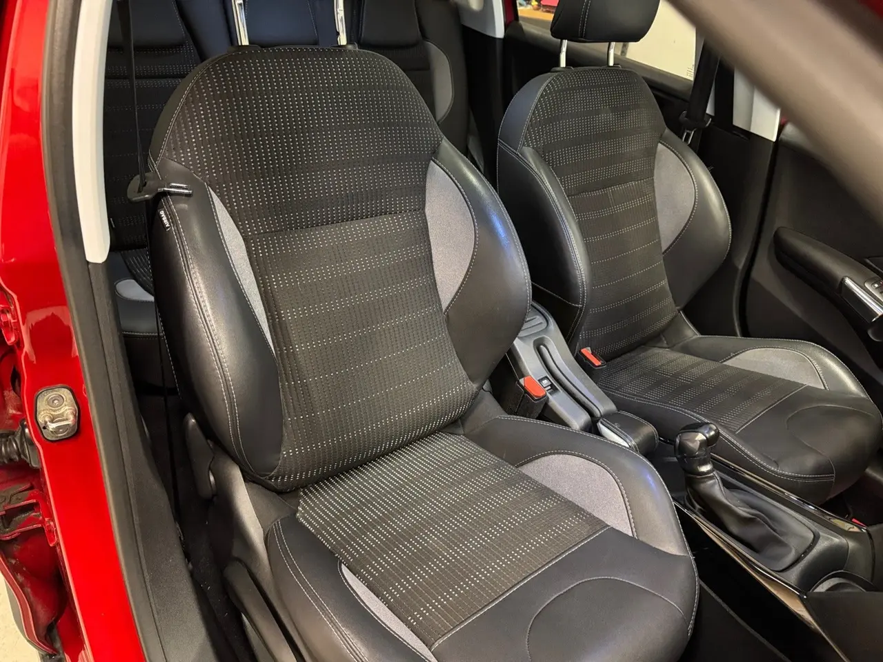 Billede 14 - Peugeot 2008 1,6 BlueHDi 100 Selection Sky