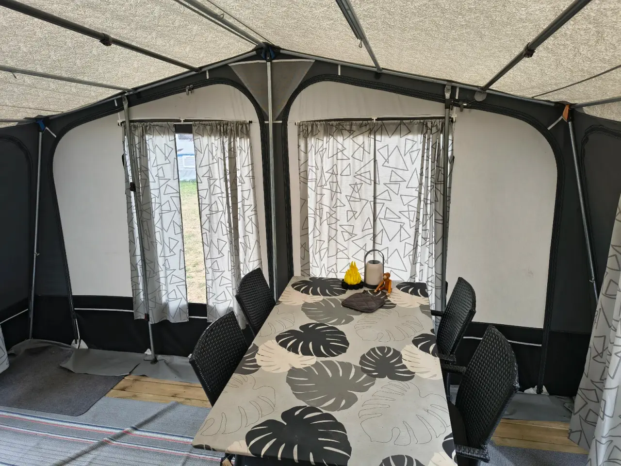 Billede 16 - Dethleffs campingvogn