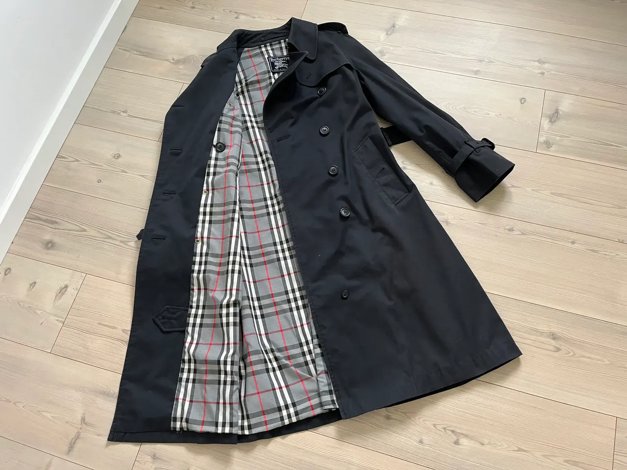 Billede 1 - Burberrys Trenchcoat, Frakke, Sort Str S