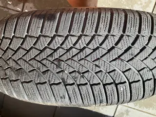 4 komplette Vinterhjul til VOLVO S40 V40 V50 C30 
