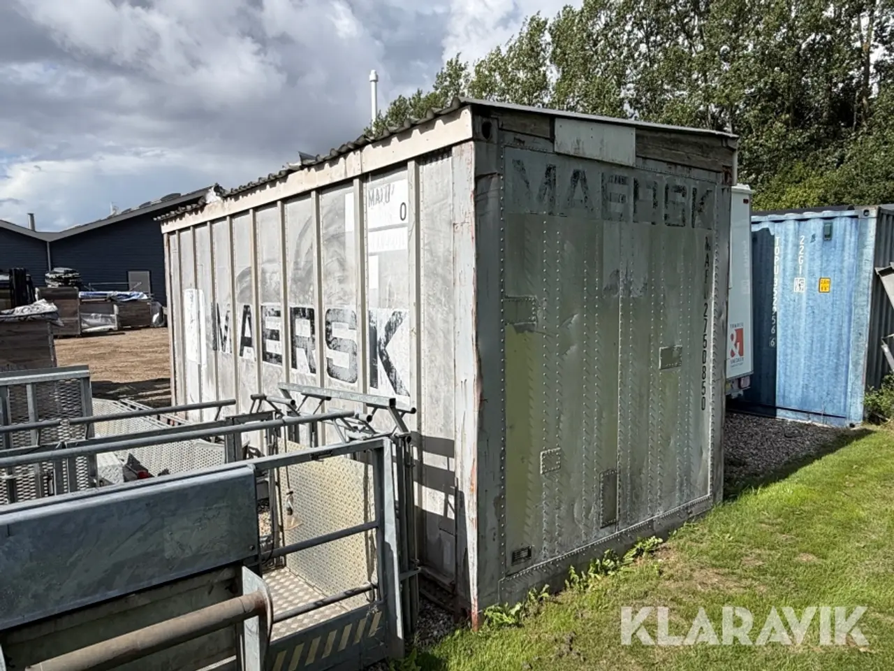 Billede 3 - Container 20 fod med indhold - Sprøjtekabine og diverse