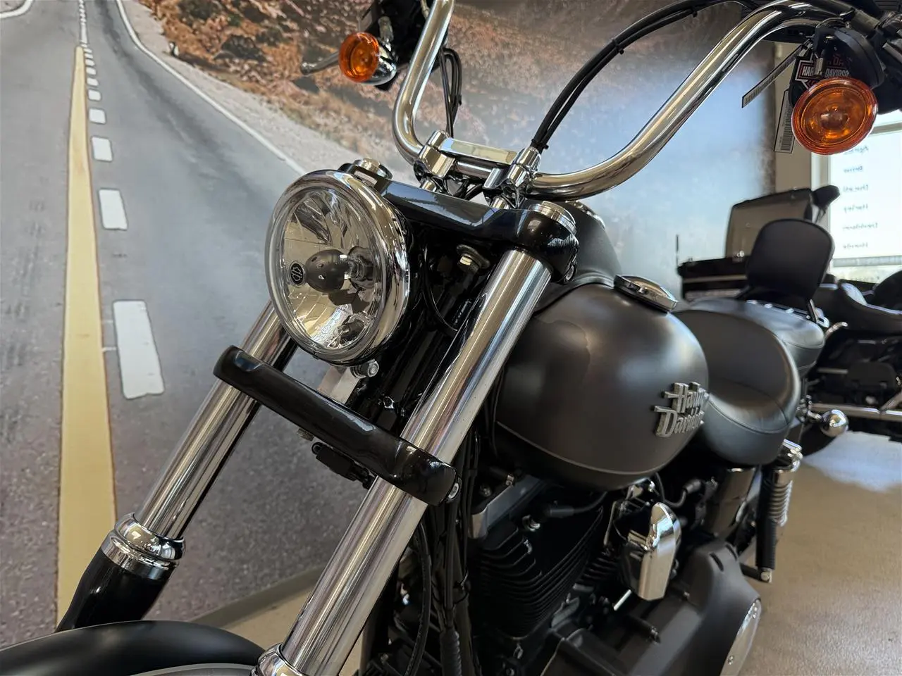 Billede 26 - Harley-Davidson FXDB Dyna Street Bob 103