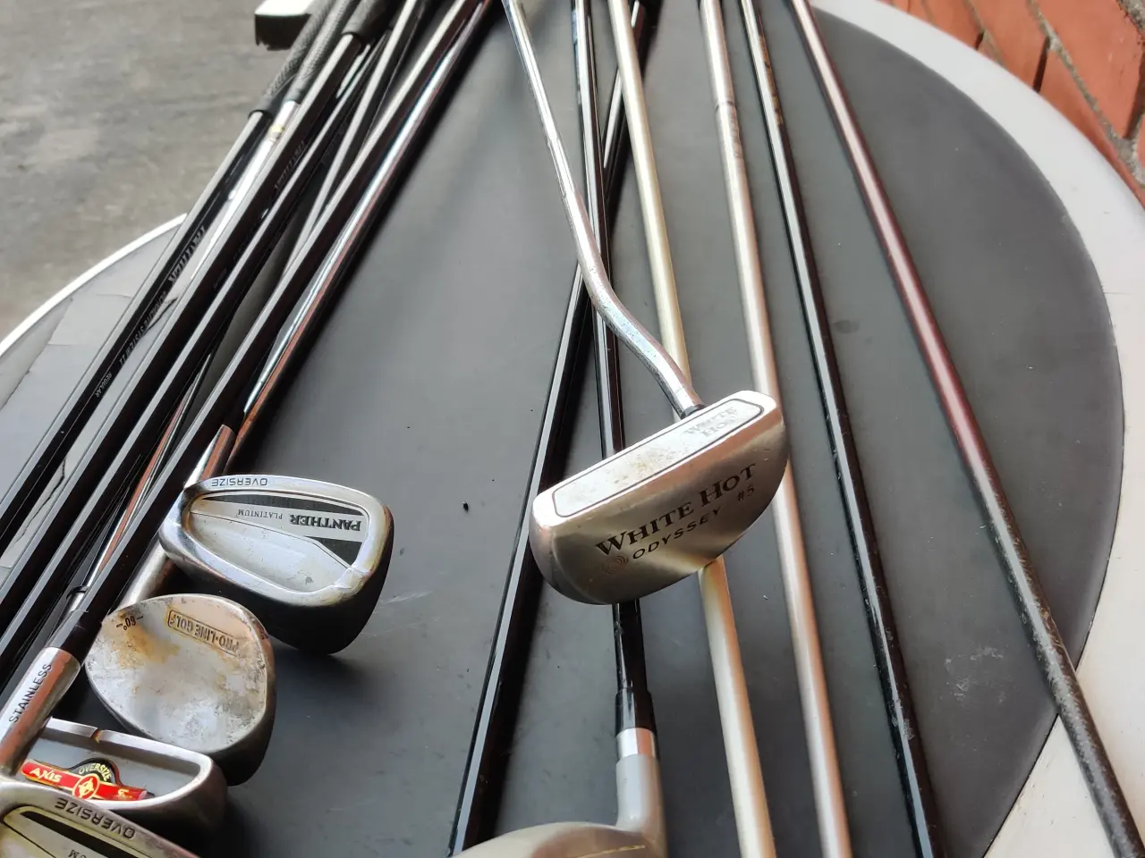 Billede 5 - Golfjern og køller