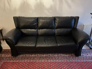 Gratis sofasæt 3+2 Pers. I sort læder 