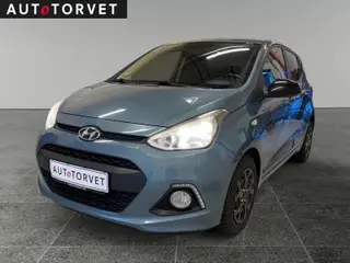 Hyundai i10 1,0 Black Line