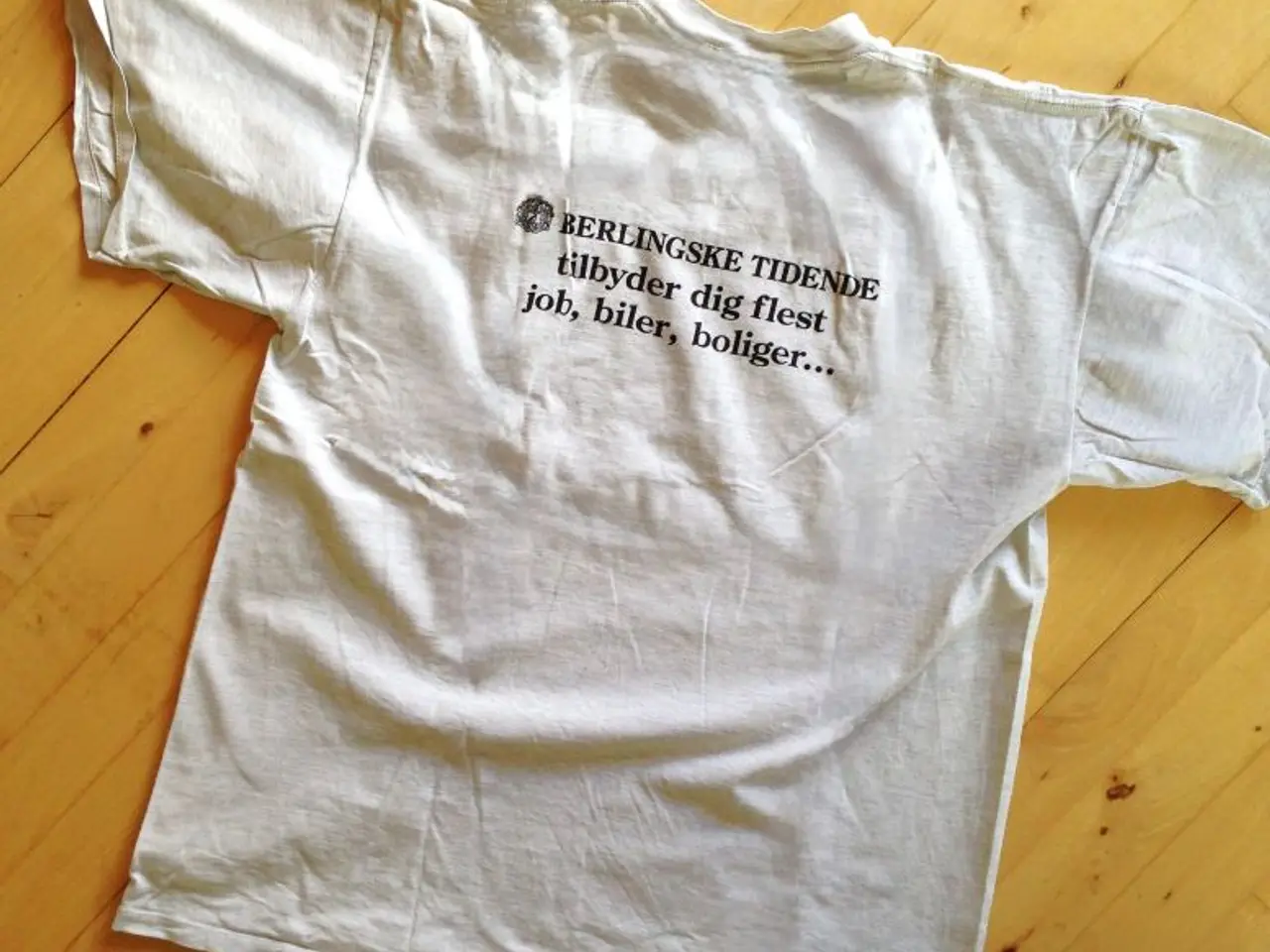Billede 3 - Merchandise Berlingske Tidende. T-shirt.