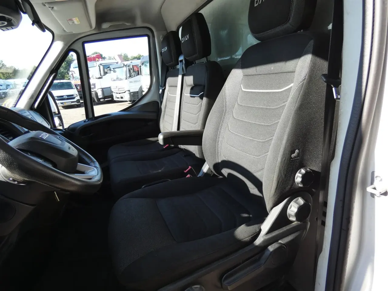 Billede 5 - Iveco Daily 35C18 4100mm 3,0 D 180HK Ladv./Chas. 8g Aut.
