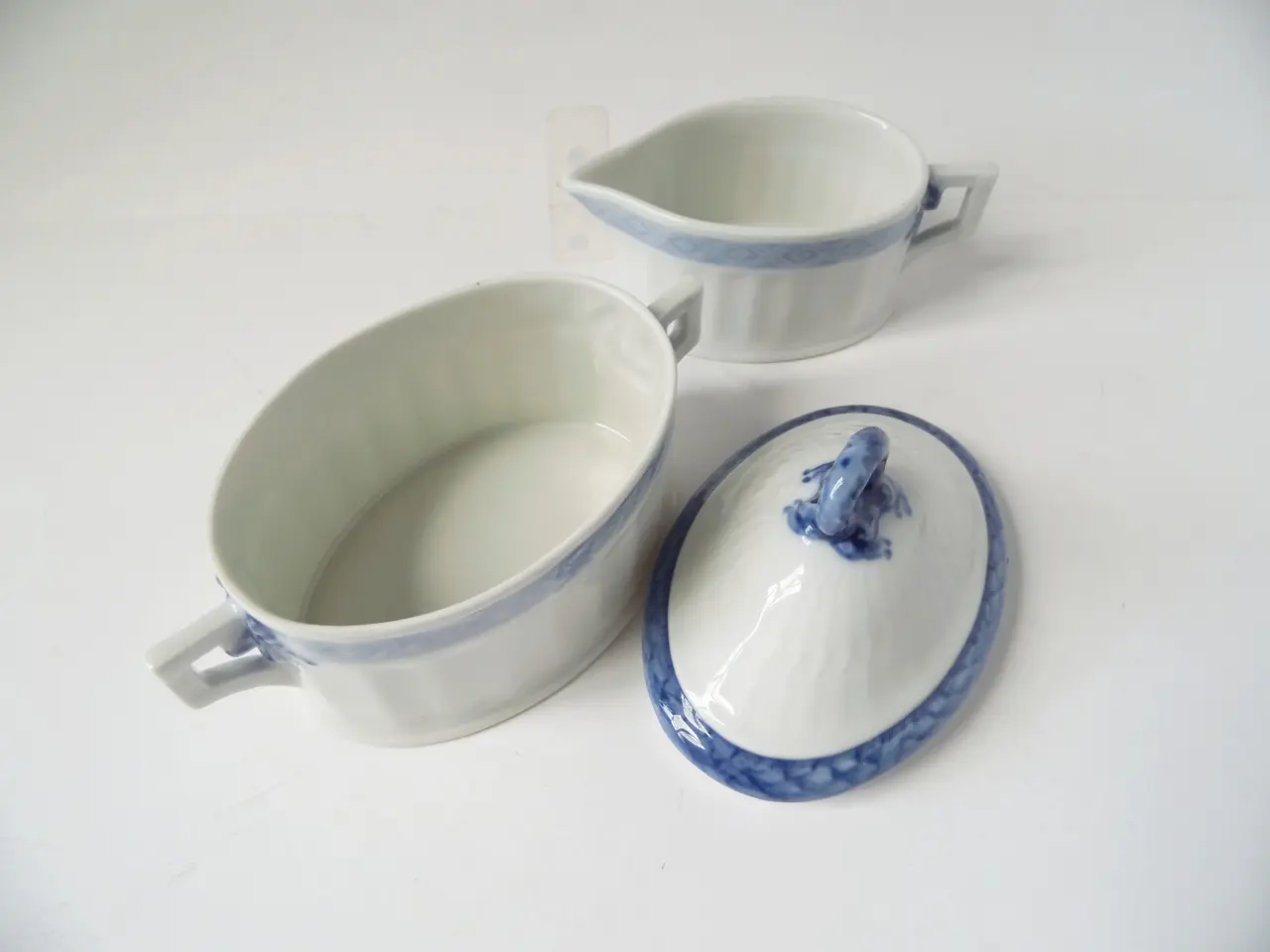 Billede 2 - Royal Copenhagen Blå vifte sukkerskål og flødekand
