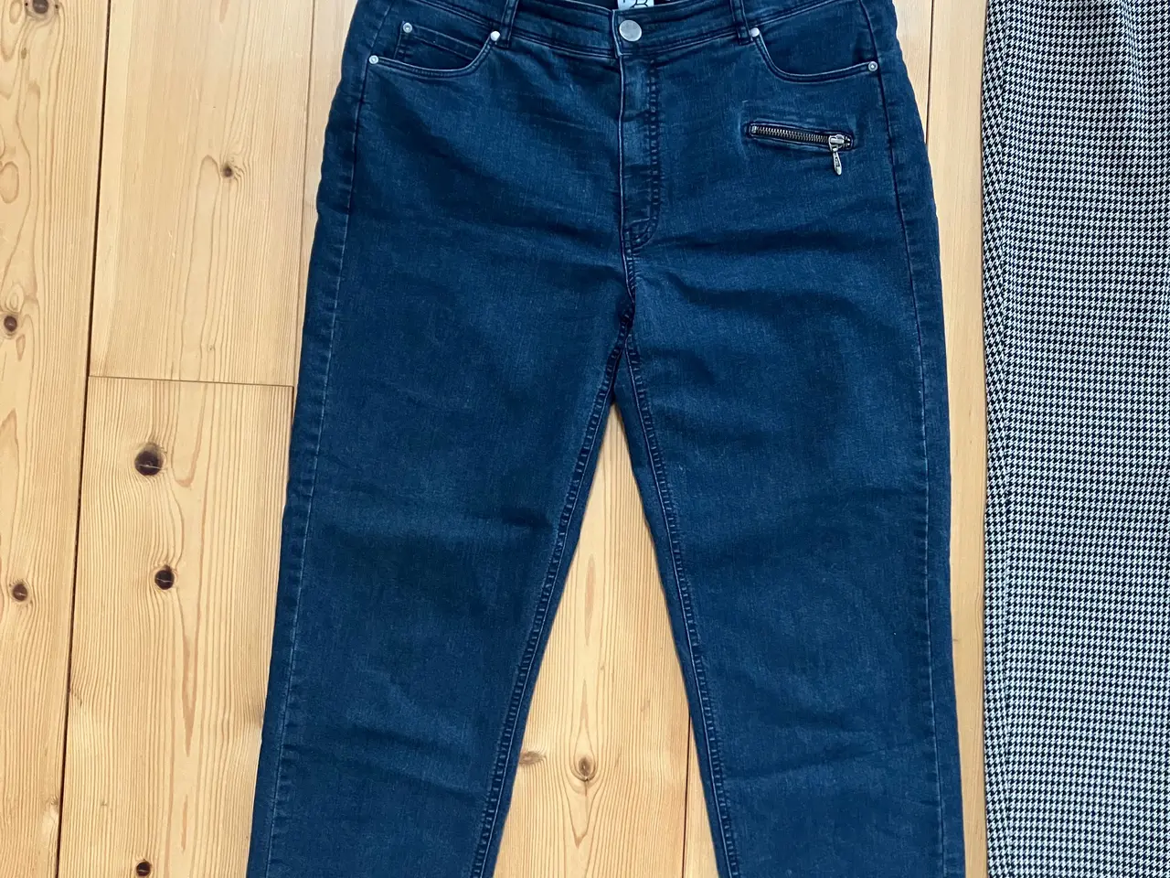 Billede 6 - Bukser, strik, bluse samlet