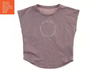 Trænings T-shirt med tryk fra H&M (str. 122)