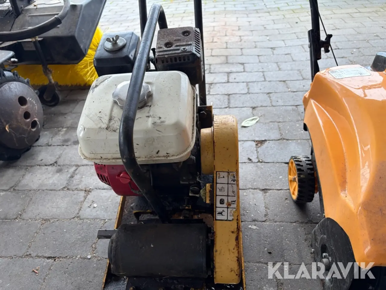Billede 10 - Pladevibrator og sneslynge