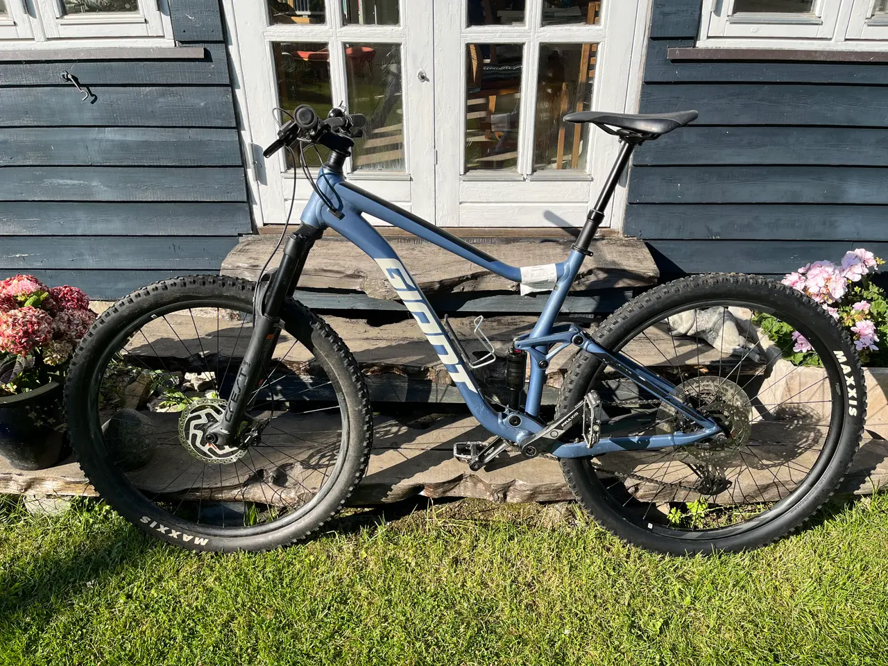 Billede 1 - Giant Mountainbike med full suspension