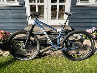 Giant Mountainbike med full suspension