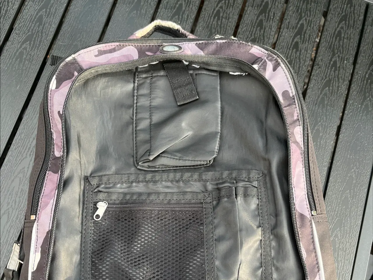 Billede 3 - Skoletaske samt turtaske fra Jeva