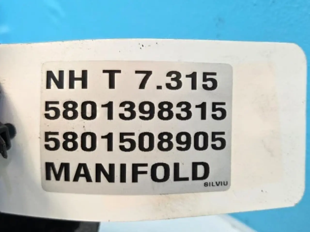 Billede 19 - New Holland T7.315 Udstødningsmanifold 5801398315