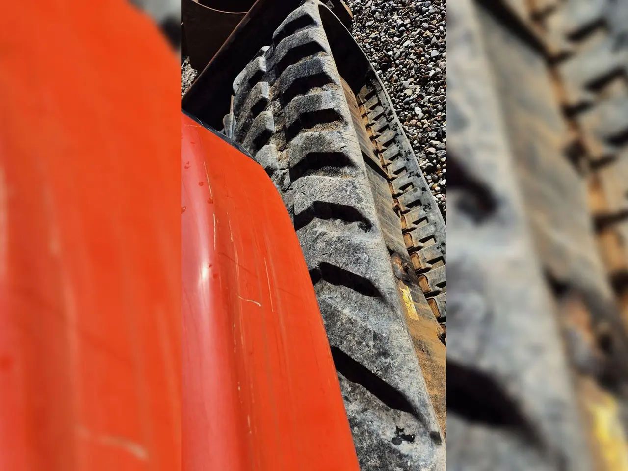 Billede 12 - Kubota KX060-5 / Rotortilt og centralsmøring / Komplet skovlpakke