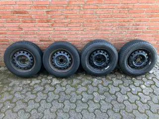 195/65 R15 vinterdæk (M+S og snefnugsymbol)
