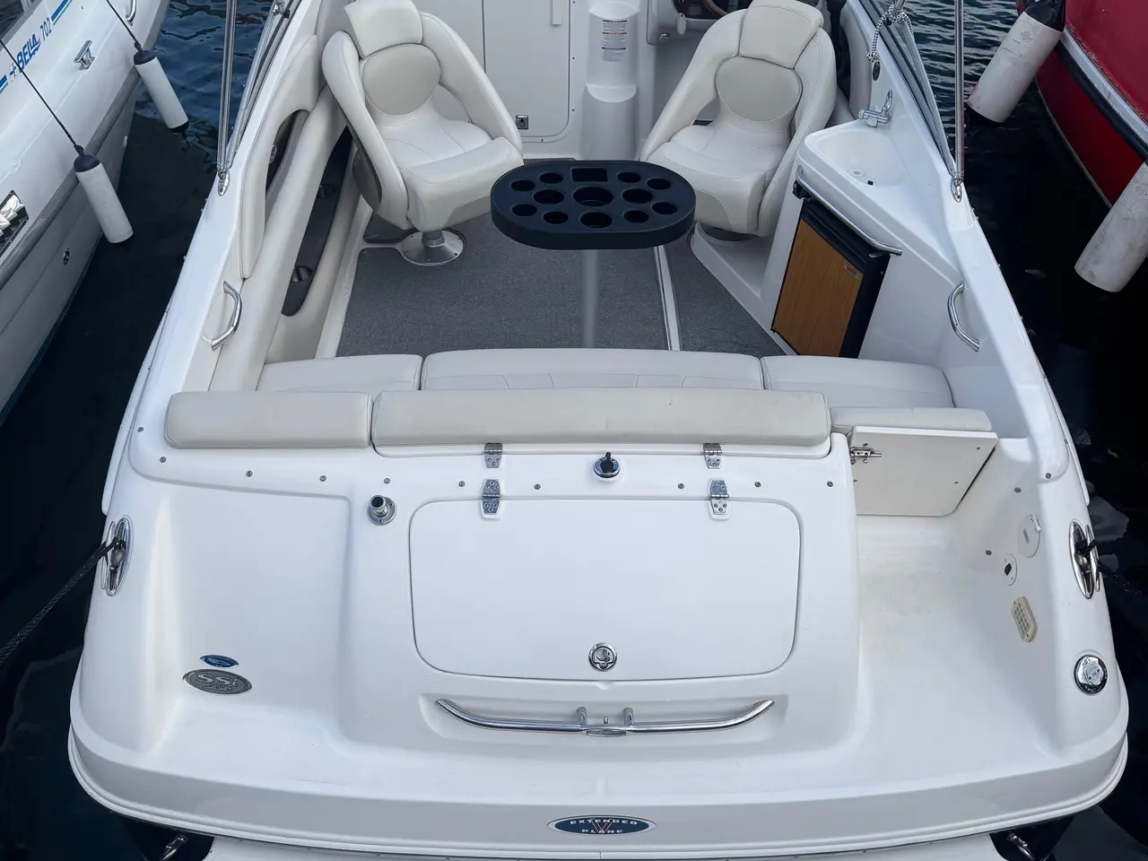 Billede 4 - Chaparral 215 SSI , V8 MPI, flot og sejlklar 