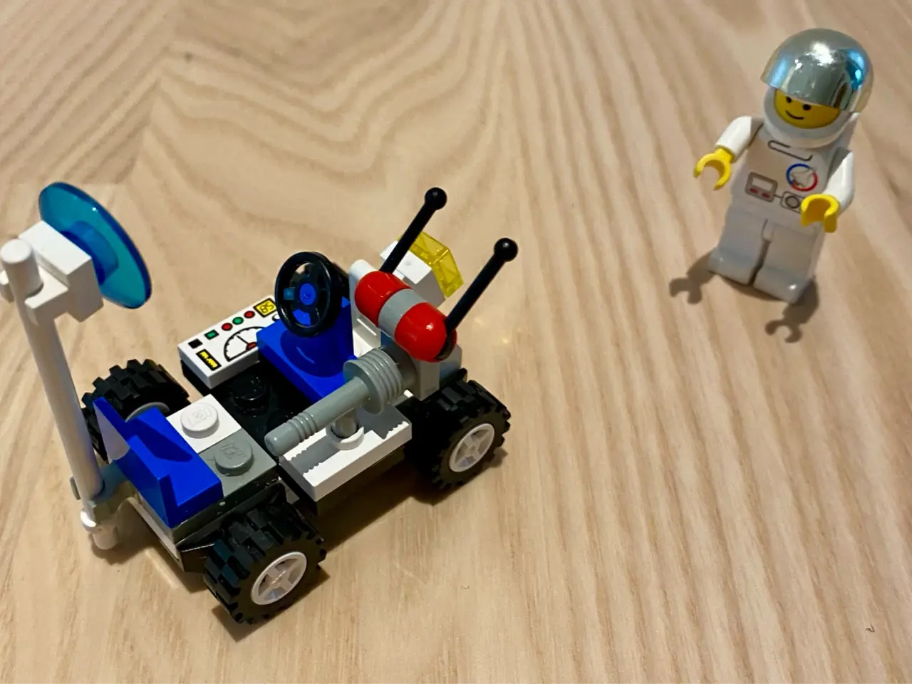 Billede 4 - Lego 6516 Moon Walker fra 1995