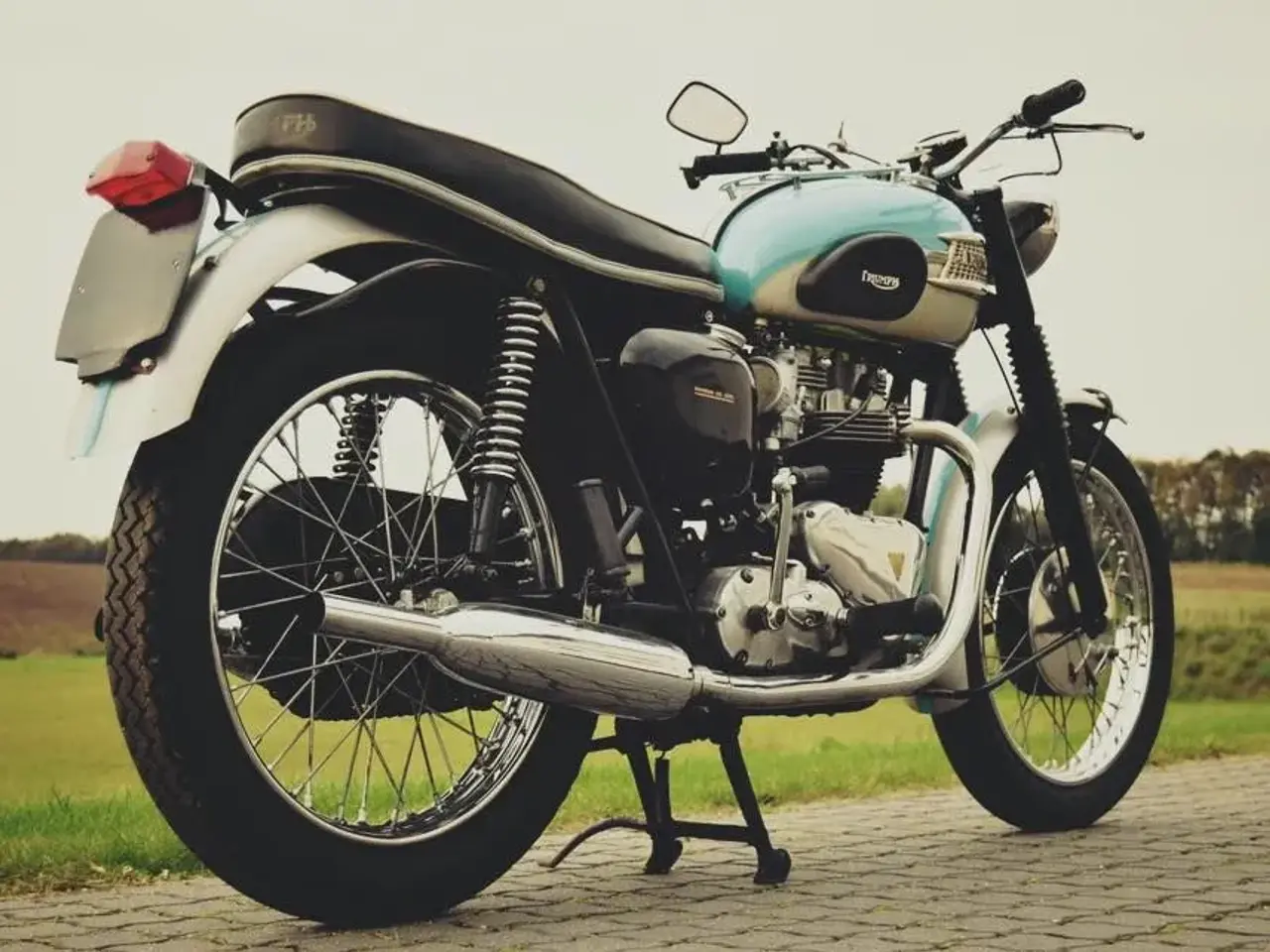 Billede 1 - Købes: Triumph klassiske motorcykler