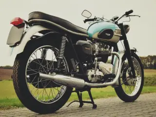 Købes: Triumph klassiske motorcykler