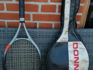 DONNAY GRAPHITE SUPERMIDSIZE, I MEGET FLOT STAND