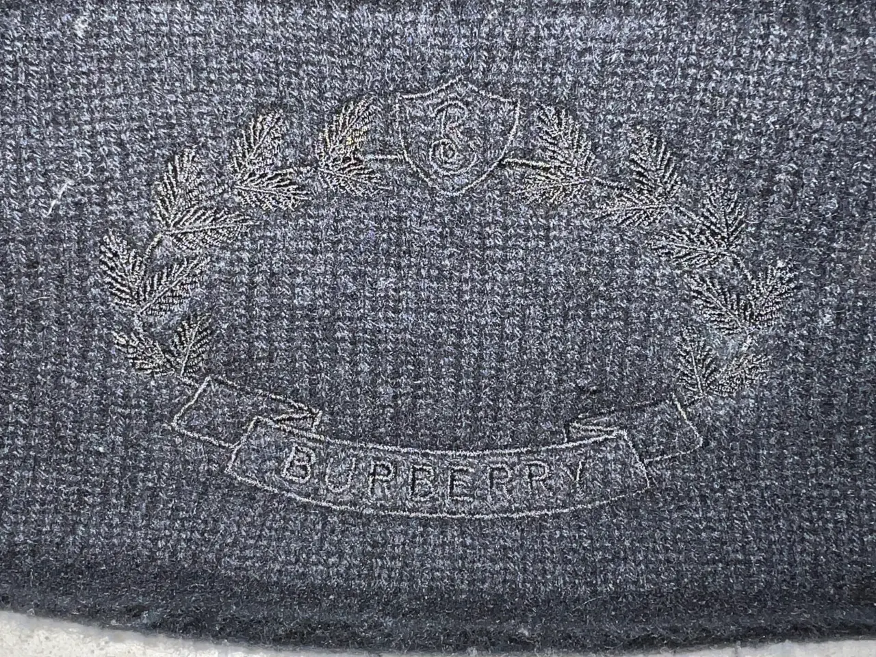 Billede 4 - Burberry hue sort i cashmere uld