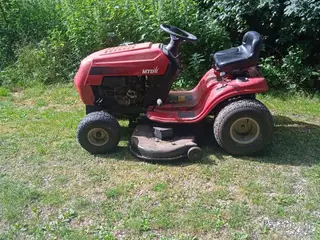 18 HK MTD Havetraktor med 115cm klipperbord