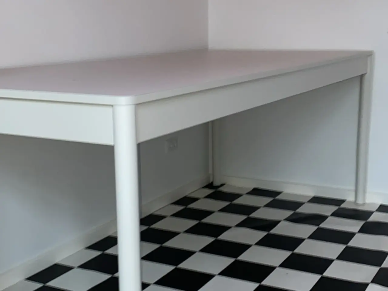 Billede 1 - Arbejdsbord/spisebord rigtig god stand