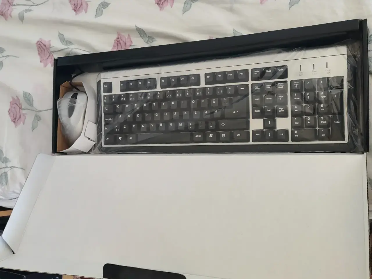 Billede 2 - Tastatur og Mus