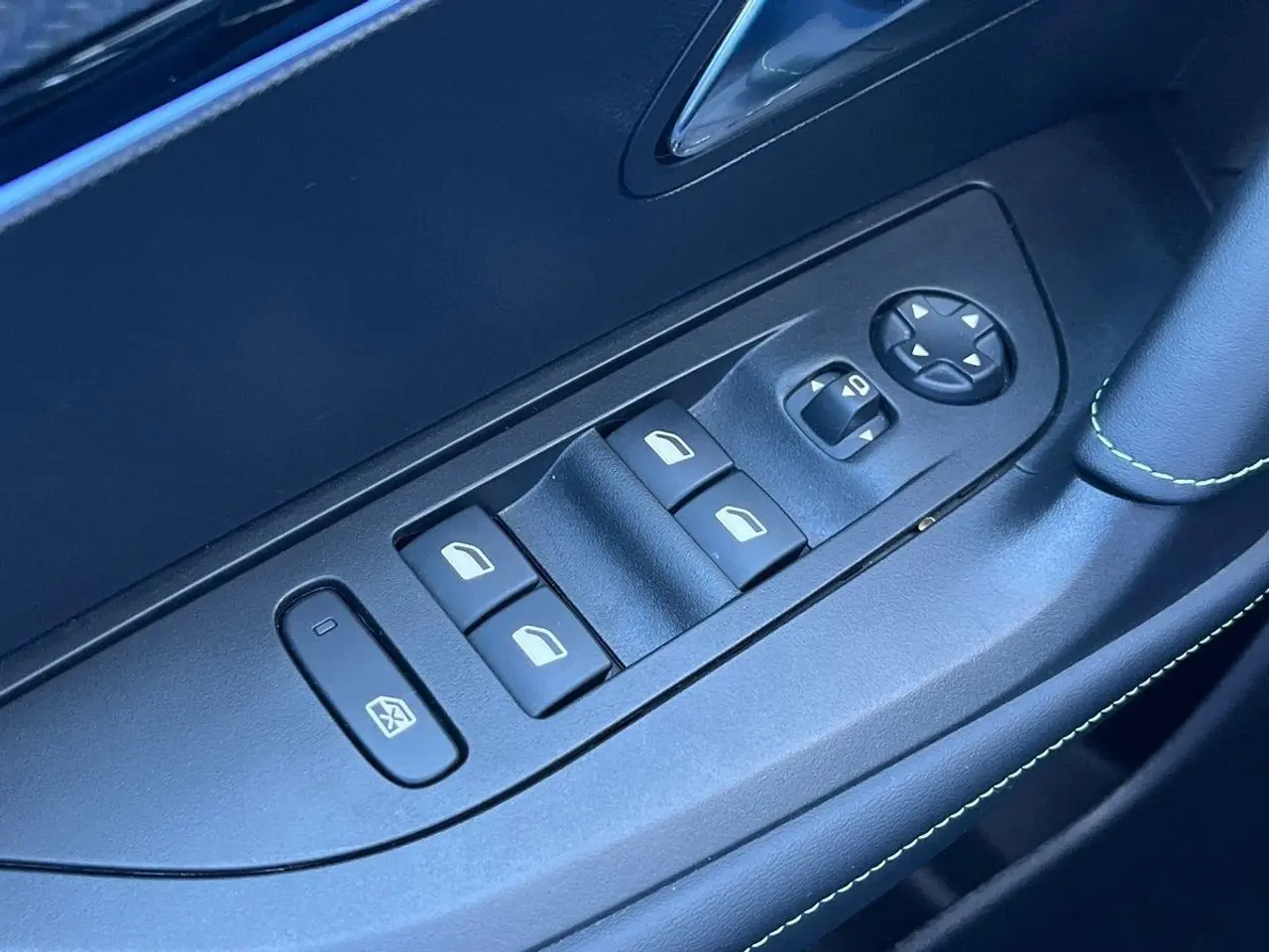 Billede 8 - Peugeot e-2008 50 GT