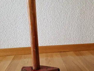 Pælehammer Vægt 4,2 kg. Længde 50 cm. 