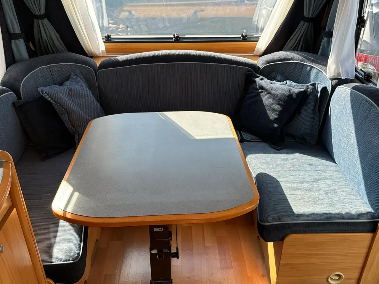 Billede 3 - Adria Adiva 502 UP