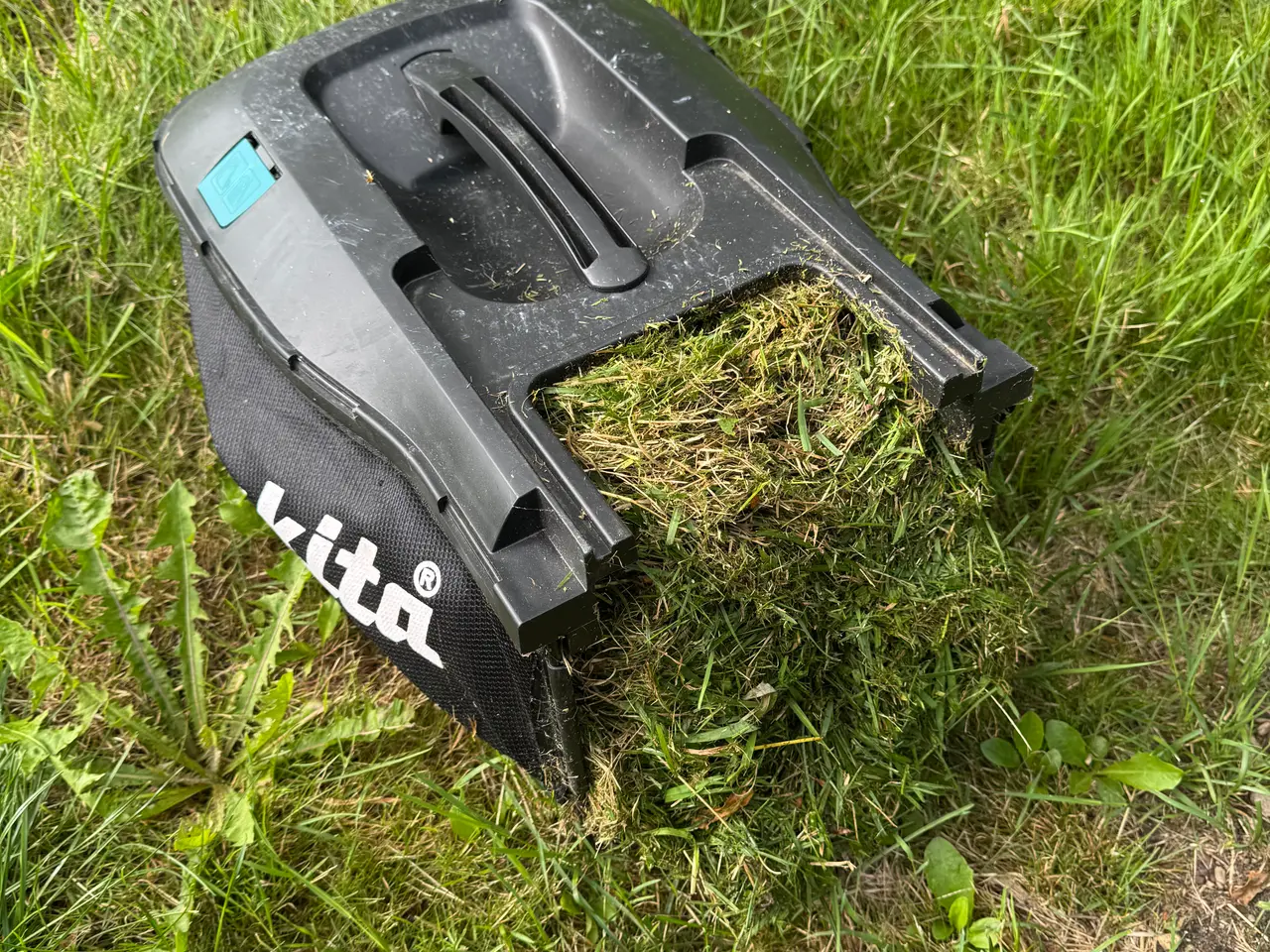 Billede 5 - Makita ELM3720 elektrisk plæneklipper sælges