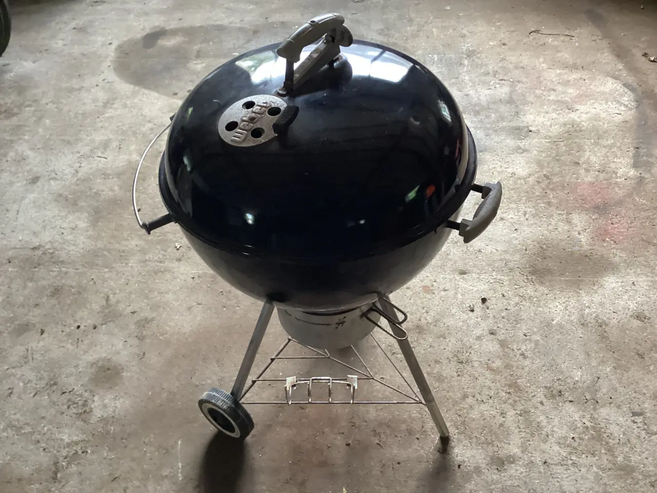 Billede 1 - Weber kuglegrill 57 cm