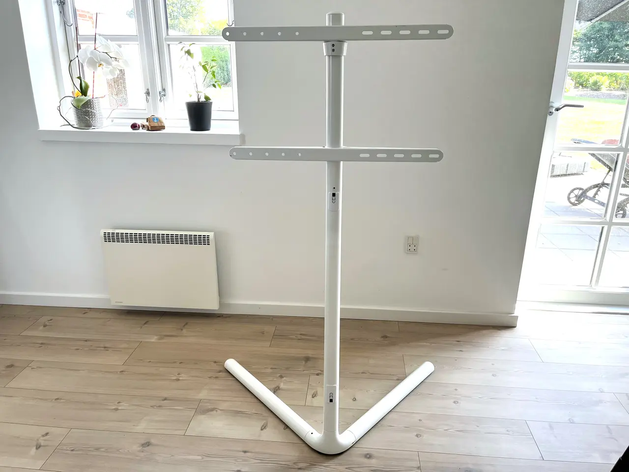 Billede 1 - TV- gulvstativ, TV- holder, Nedis