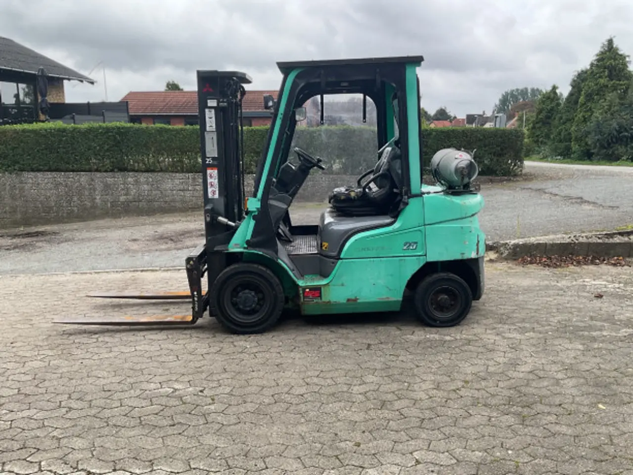 Billede 2 - Mitsubitsi 2500 kG Gastruck. 2017 kun 3300 Timer