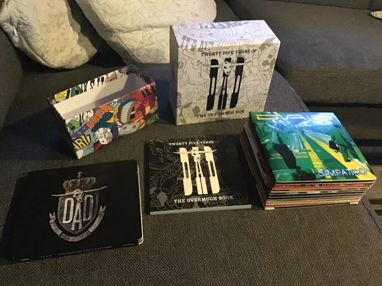 Billede 2 - DAD The over much box + ekstra CD