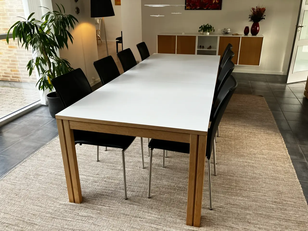 Billede 1 - Skovby spisebord - 6 tillægsplader medfølger