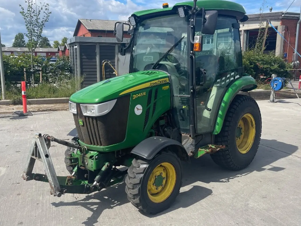Billede 1 - John Deere 3045R
