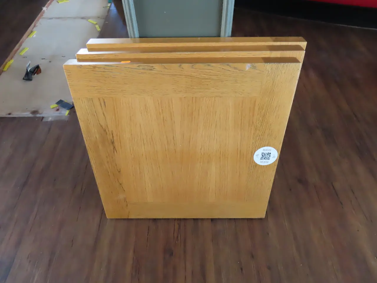 Billede 8 - 5 stk. Caféborde, 8 stk. Spisebordsstole samt sofa